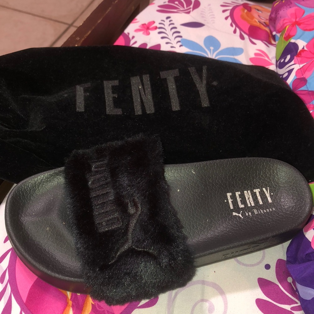 Rihanna Puma Fenty Slides